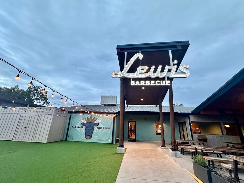 Lewis Barbecue, Greenville