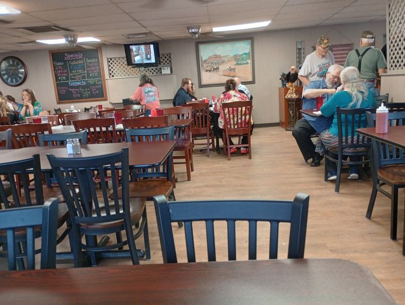 Lewis' Family Restaurant, Fort Smith