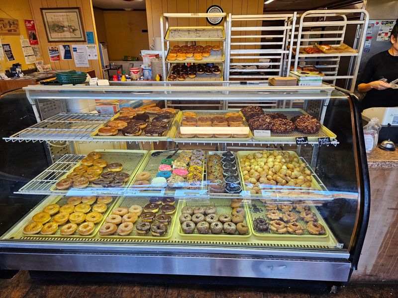 Lewisburg Donut Shop