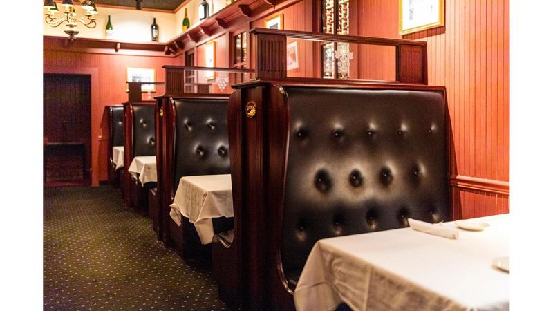Lewnes’ Steakhouse, Annapolis