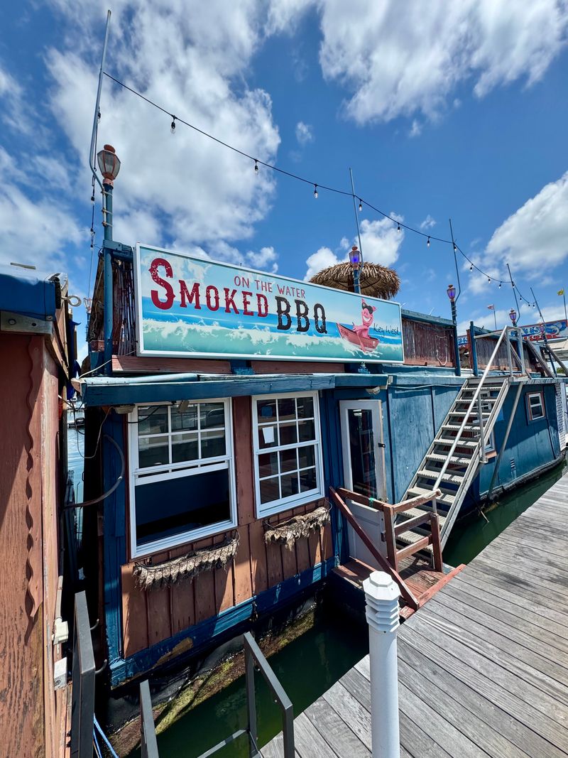 Smoked BBQ (Smoked on the Water)
