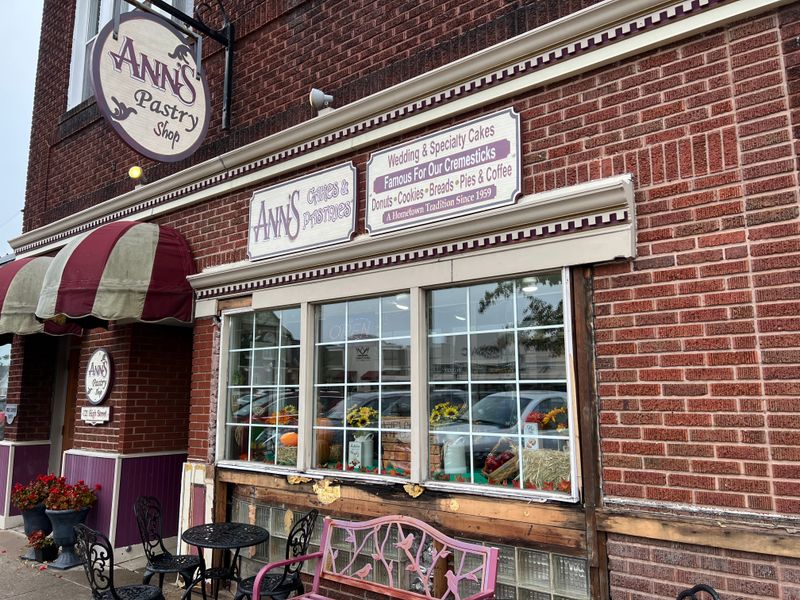 Ann's Pastry Shop – Wadsworth