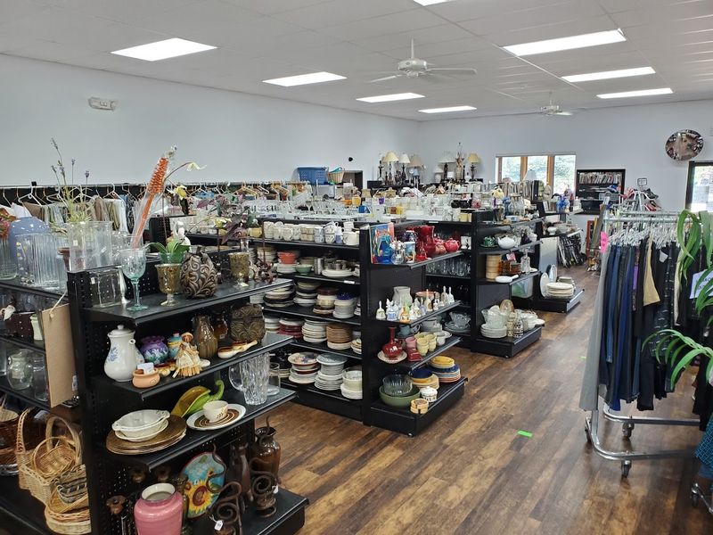 LiftUp Community Thrift Store, Steamboat Springs