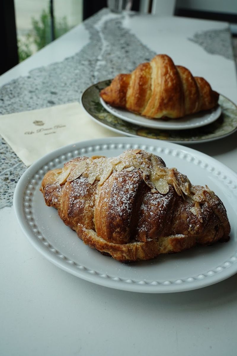 Light Brunch Makes Mornings Feel Special Light Brunch Makes Mornings Feel Special