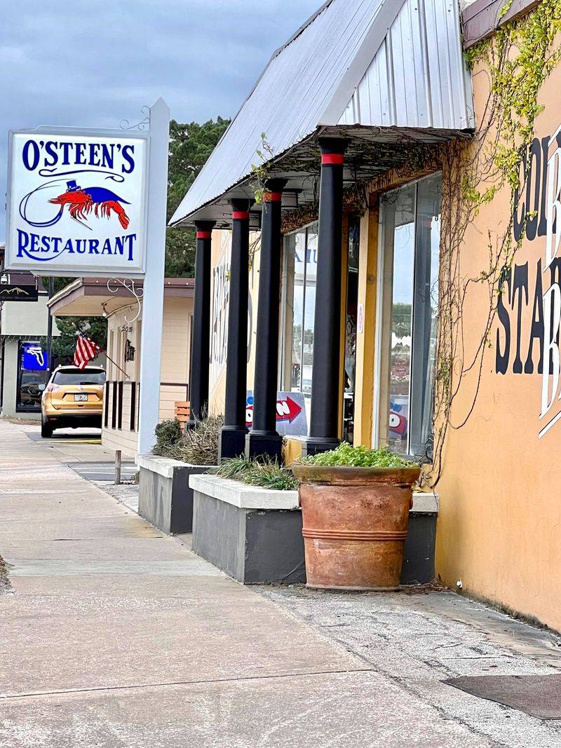 O’Steen’s Restaurant, St. Augustine (Old School Vibes)
