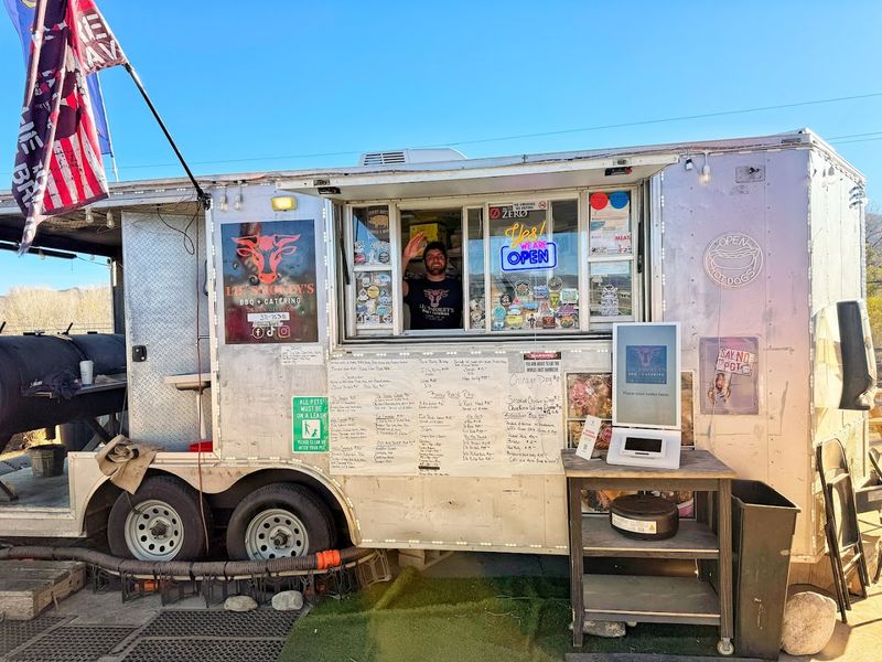 Lil' Smokey's BBQ + Catering, Salida