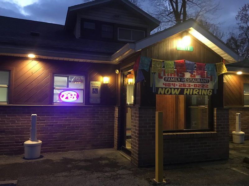 Chris & Eli Family Restaurant, Slatington, PA