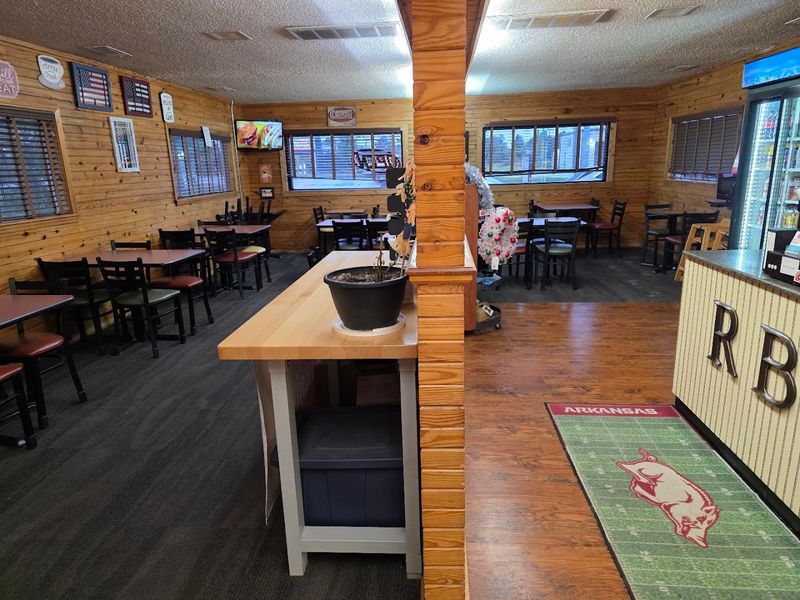 Simple Counter Service With A Community Feel