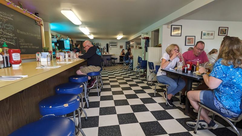 Cross Keys Diner, PA