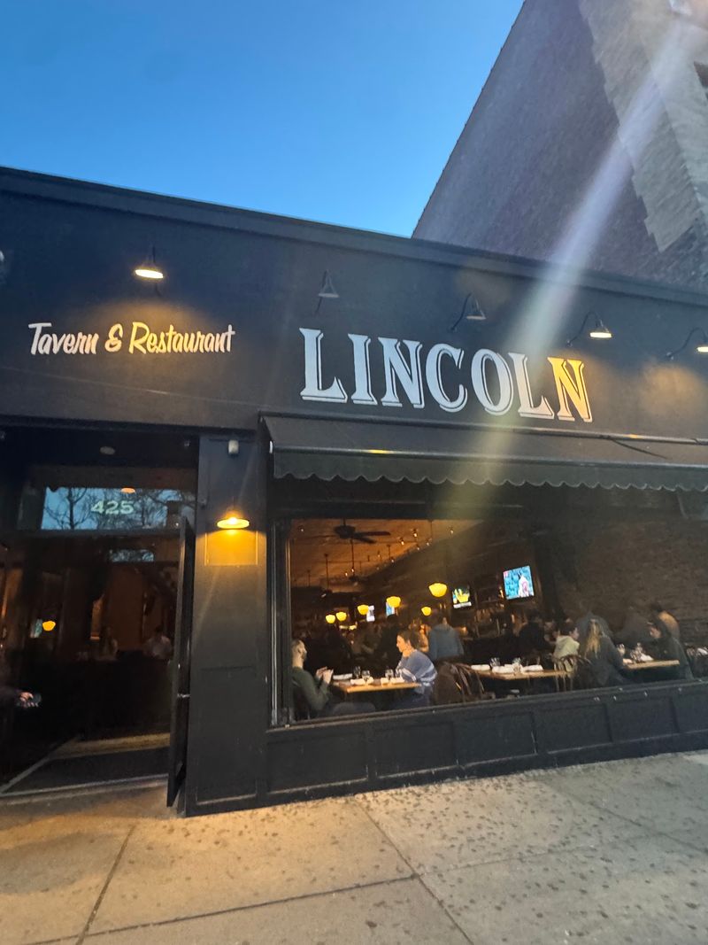 Lincoln Tavern & Restaurant Lincoln Tavern & Restaurant