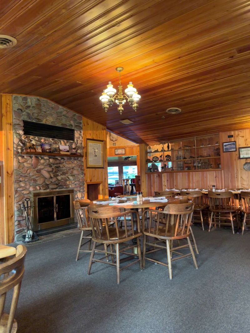 Lindey's Prime Steak House