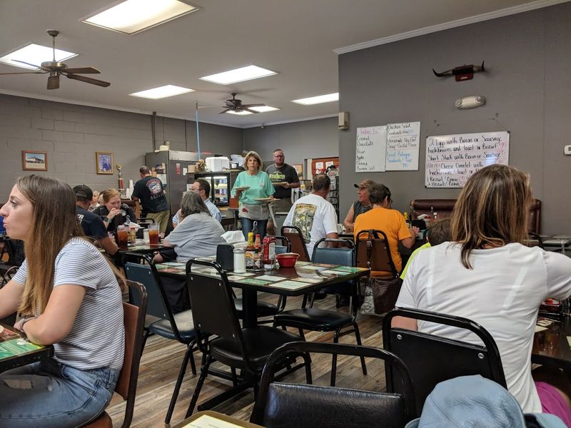 Wagon Wheel Restaurant — Greenbrier, AR