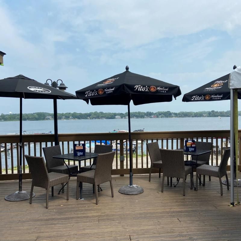Docks Bar & Grill – Wauconda