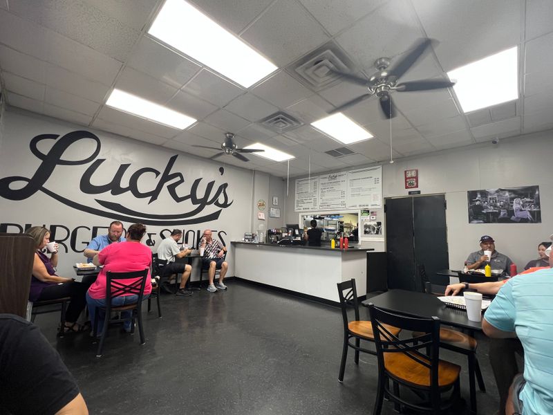 Lucky's Burgers & Shakes — Phoenix