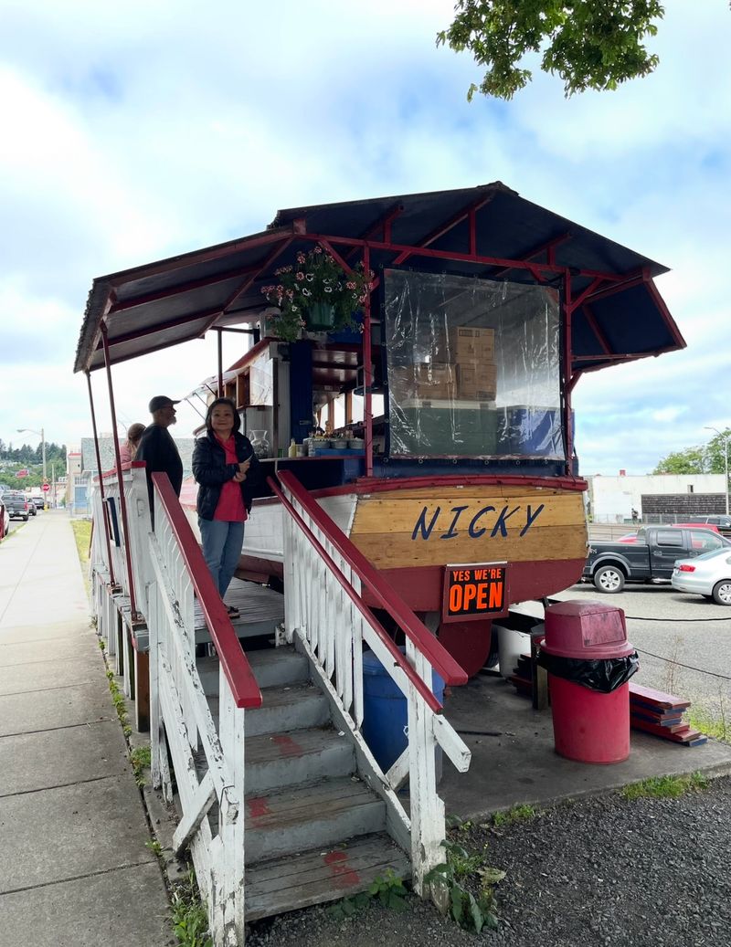 Locals Defend Their Claim About Pacific Supremacy