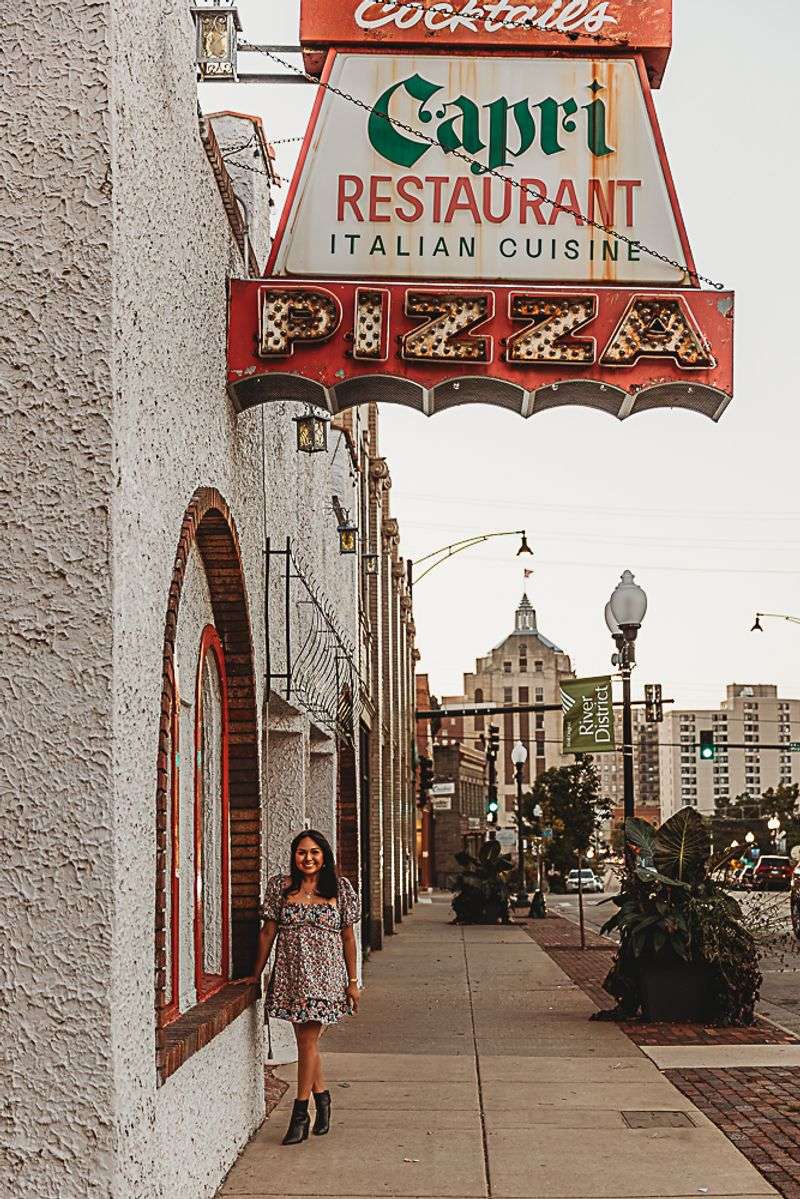 Capri Restaurant — Rockford