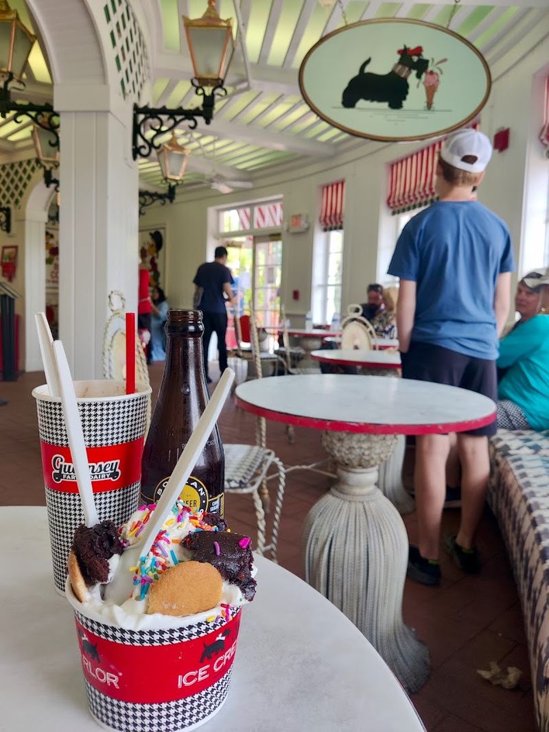 Sadie’s Ice Cream Parlor, Mackinac Island