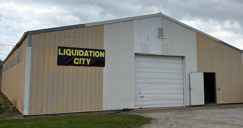 Liquidation City