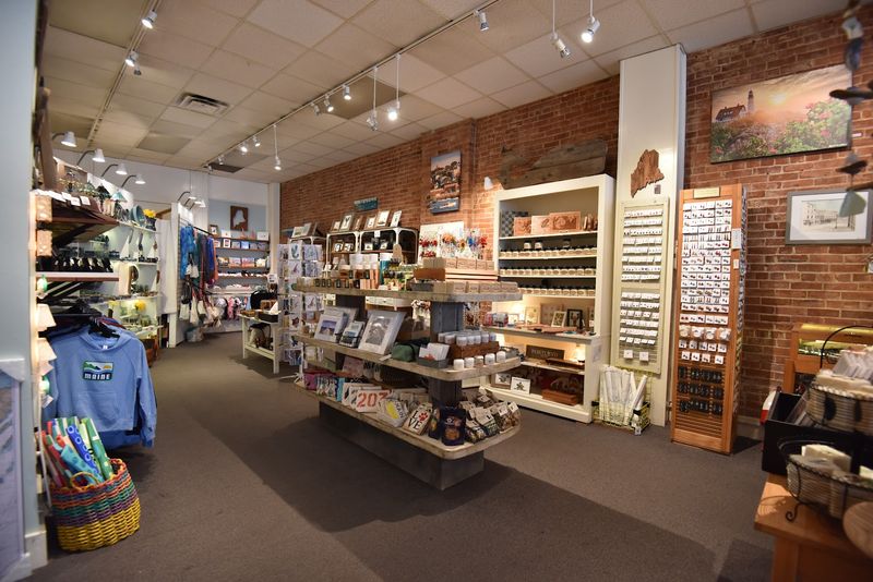 Lisa-Marie's Made in Maine, Portland