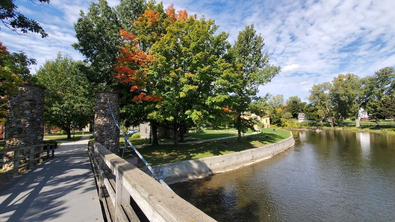 Practical Pathfinding