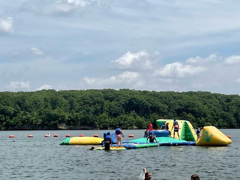 Litchfield, Illinois (Lake Lou Yaeger)