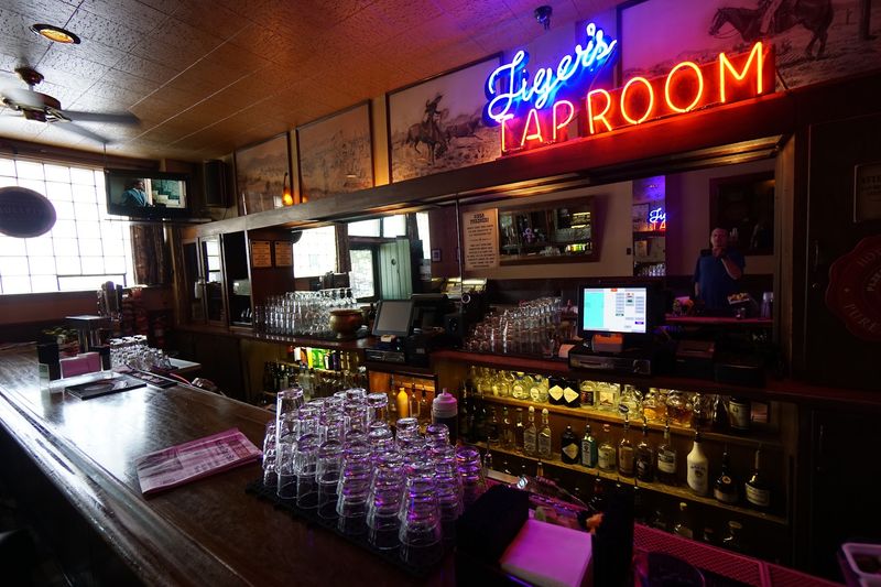 Live Music, A Dance Club, And The Tap Room