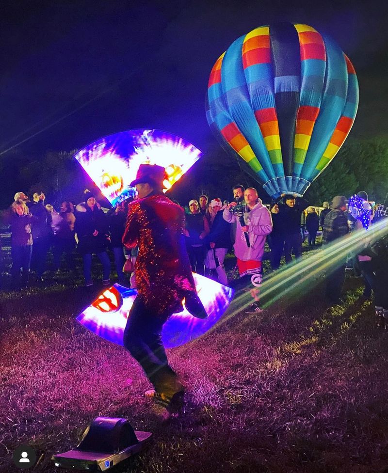 Live Music And Entertainment: More Than Just Balloons