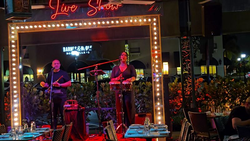 Live Music And Entertainment That Elevate The Experience