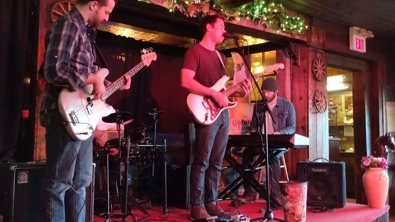 Live Music, Open Mic Nights, and a Room That Comes Alive Live Music, Open Mic Nights, and a Room That Comes Alive