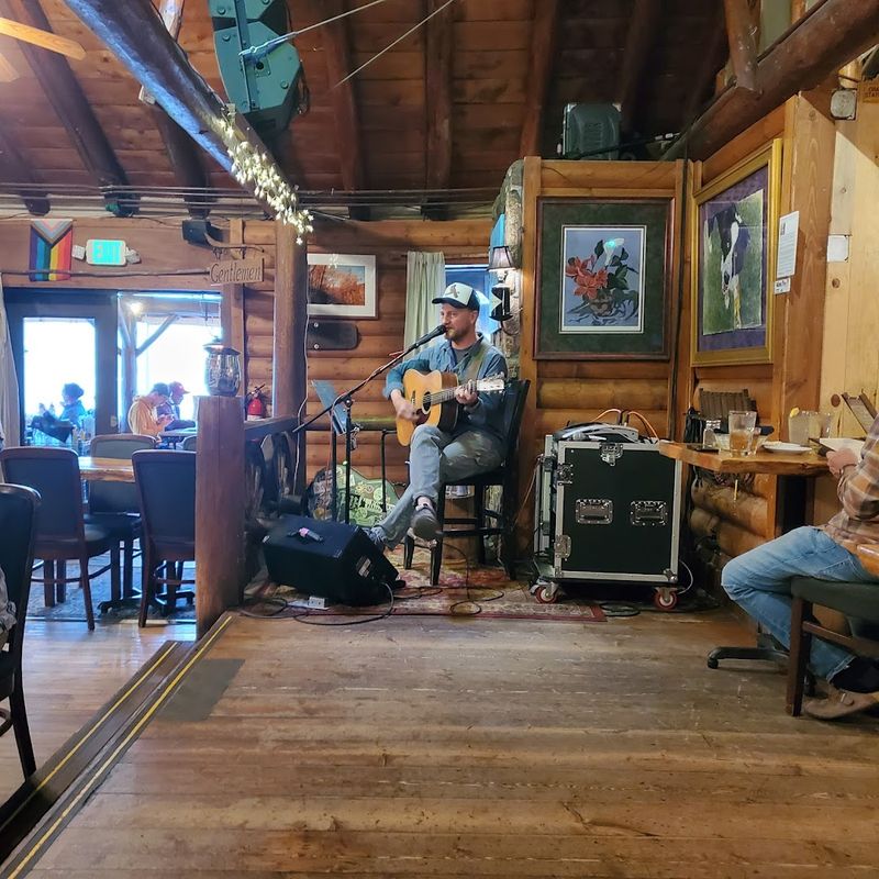 Live Music That Does Not Overpower The Table Next To You