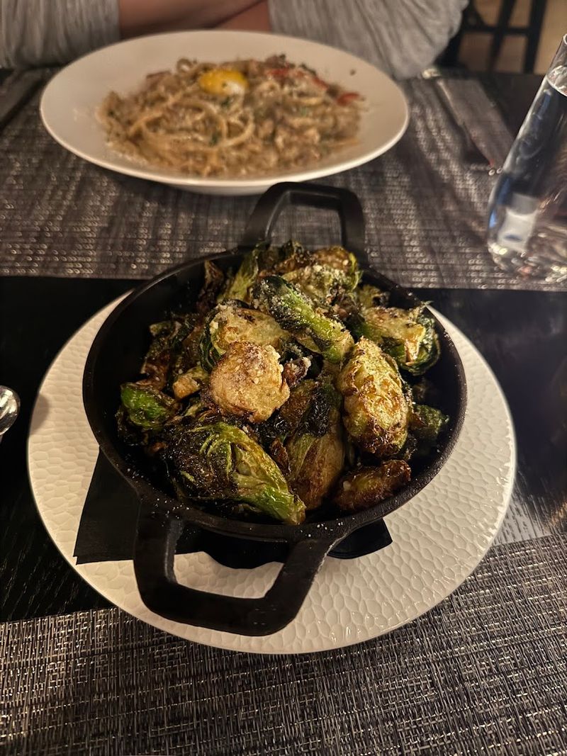 Sides That Could Honestly Carry The Menu On Their Own