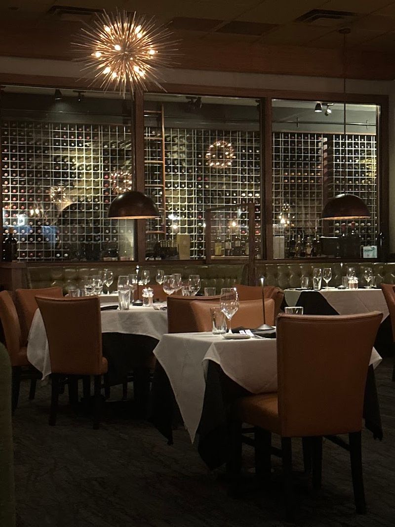 Live Music That Transforms A Meal Into A Full Evening
