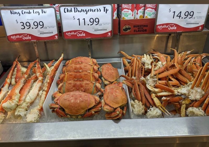 Live Seafood Department, The Stars Of The Show Live Seafood Department, The Stars Of The Show