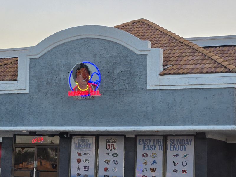 Momma's Soul Fish & Chicken — Mesa / Phoenix Area