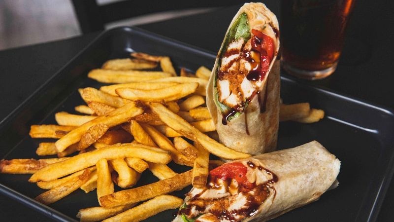 Classic Beef Hot Dog With Stadium Energy