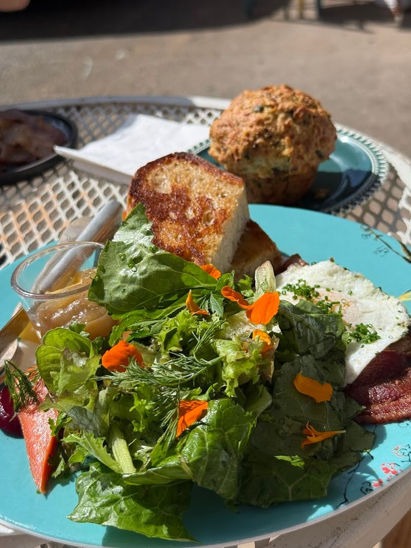 Loaded Toasts And Salads That Pull Their Weight