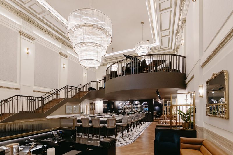 Live Music That Sets The Whole Mood