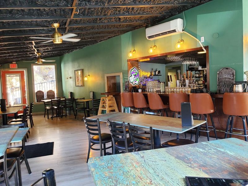 The Spring On Main, Eureka Springs