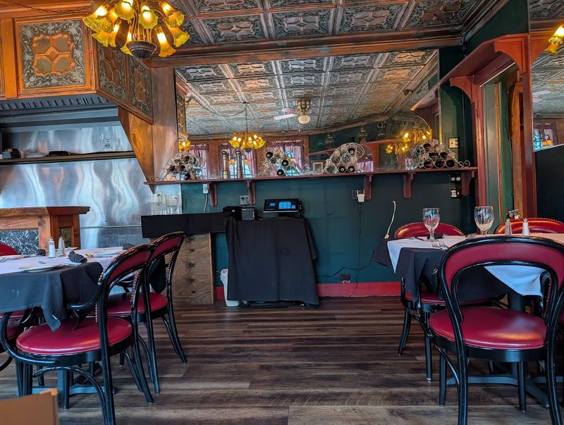 Rogue's Manor At Sweet Spring, Eureka Springs