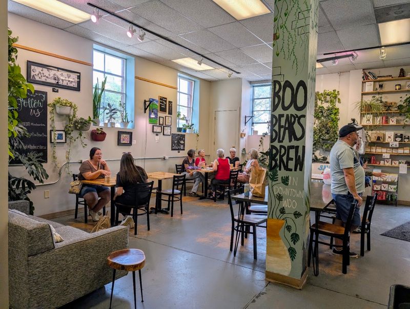 Local Roots Market And Cafe, Wooster