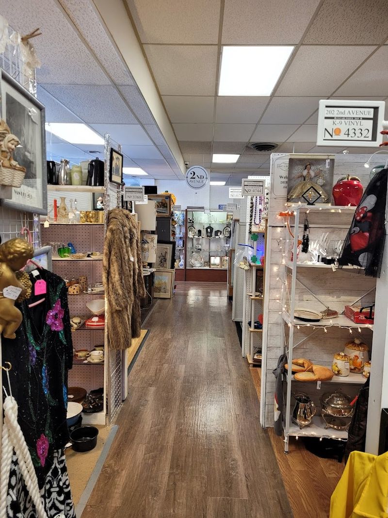 Navigating Crowds With Grace