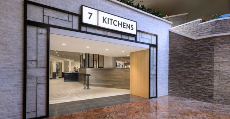 Locals Consider This New York All-You-Can-Eat Buffet A True Tradition