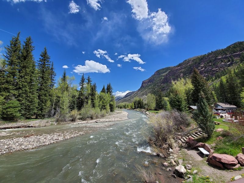 Spring Is When the Canyon Shows Off