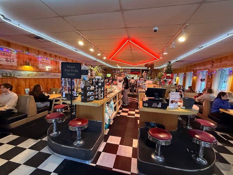 A Cafe With Deep Roots And Real Character