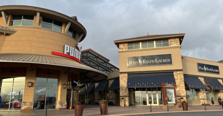Locals Say This Utah Outlet Mall Is One Of The State’s Best-Kept Shopping Secrets