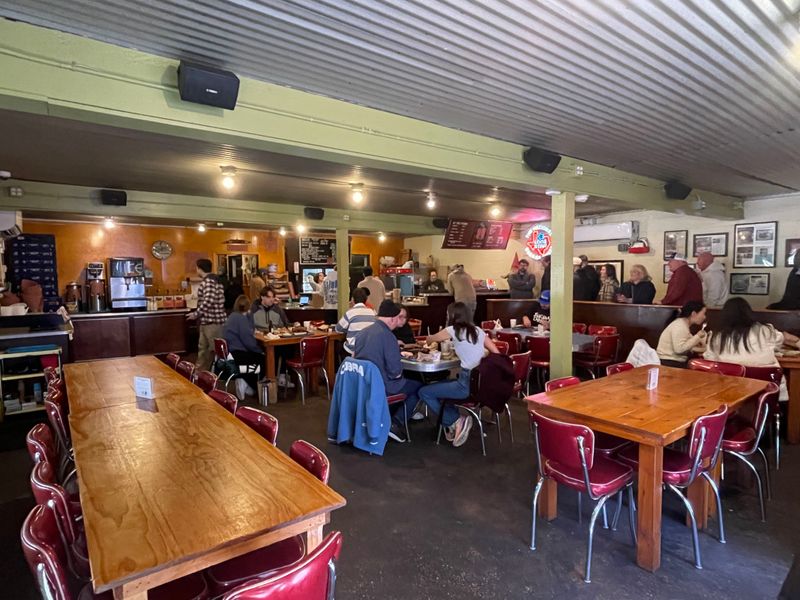 The Restaurant Has a Retro, No-Frills Vibe