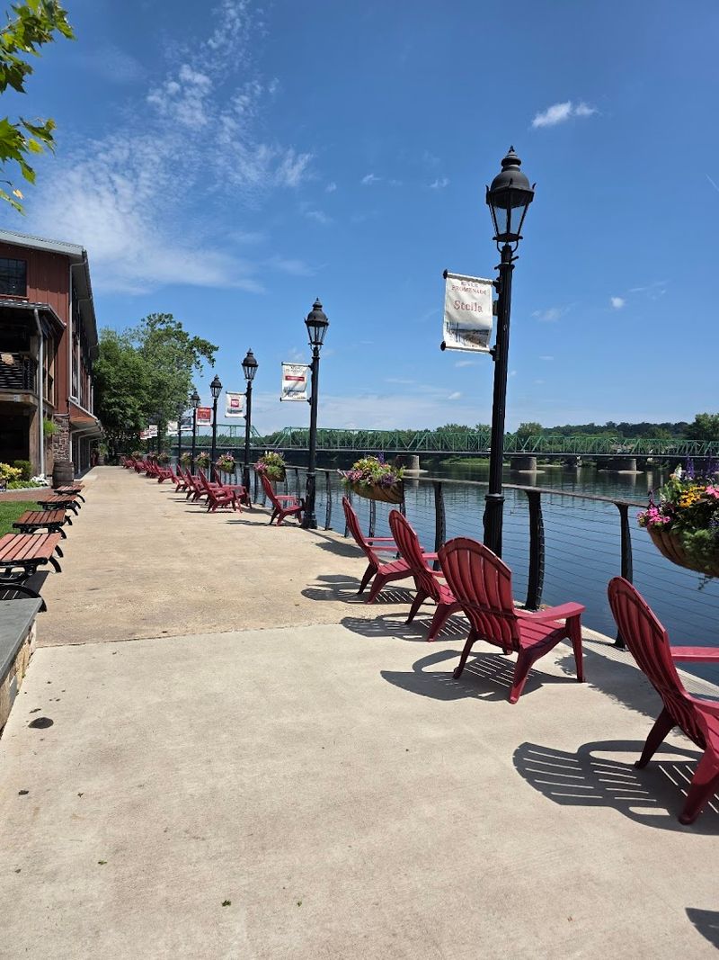Located At The Heart Of New Hope, Pennsylvania