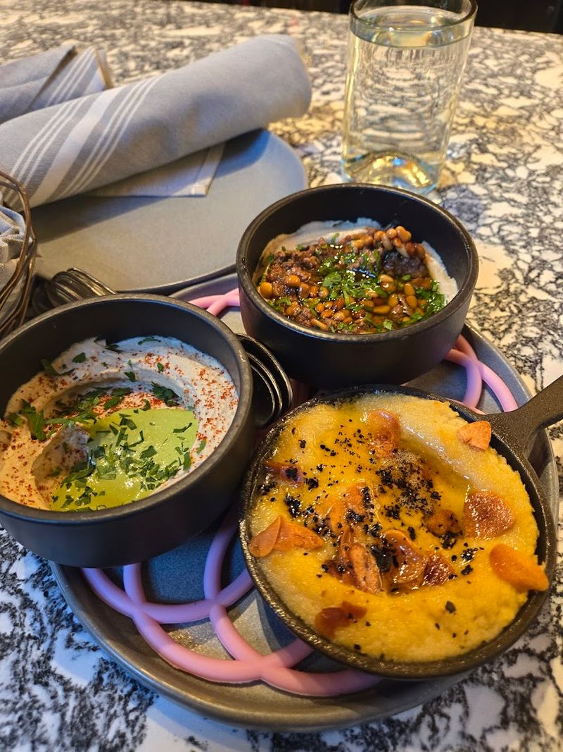 Hummus That Genuinely Earns The Hype