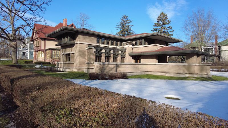 Follow The Horizontal Lines