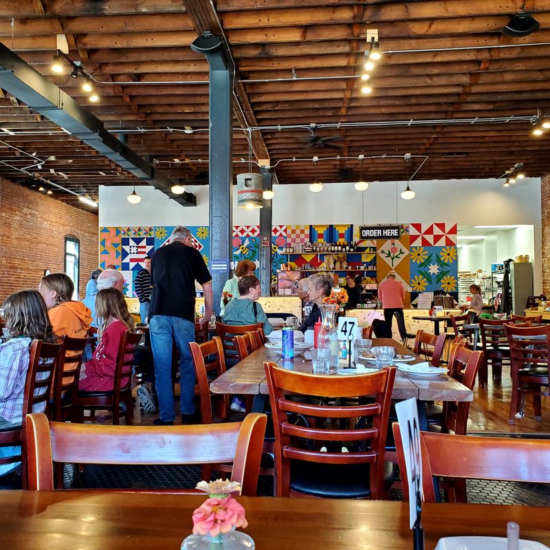 Ambiance and Decor That Set the Tone